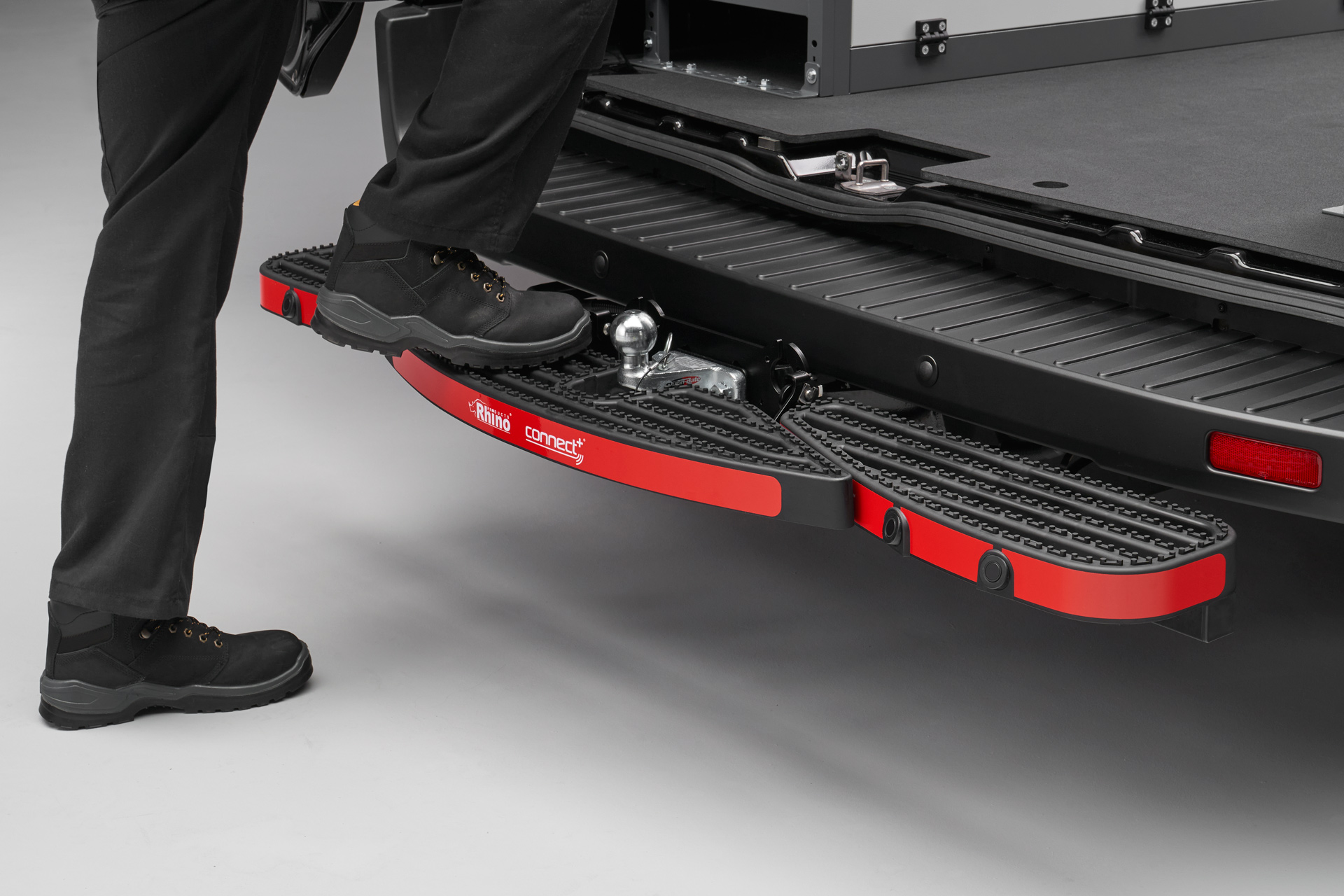 Rhino Achteropstap voor trekhaak TowStep Connect+ Opel Vivaro 2019- - Afbeelding 2