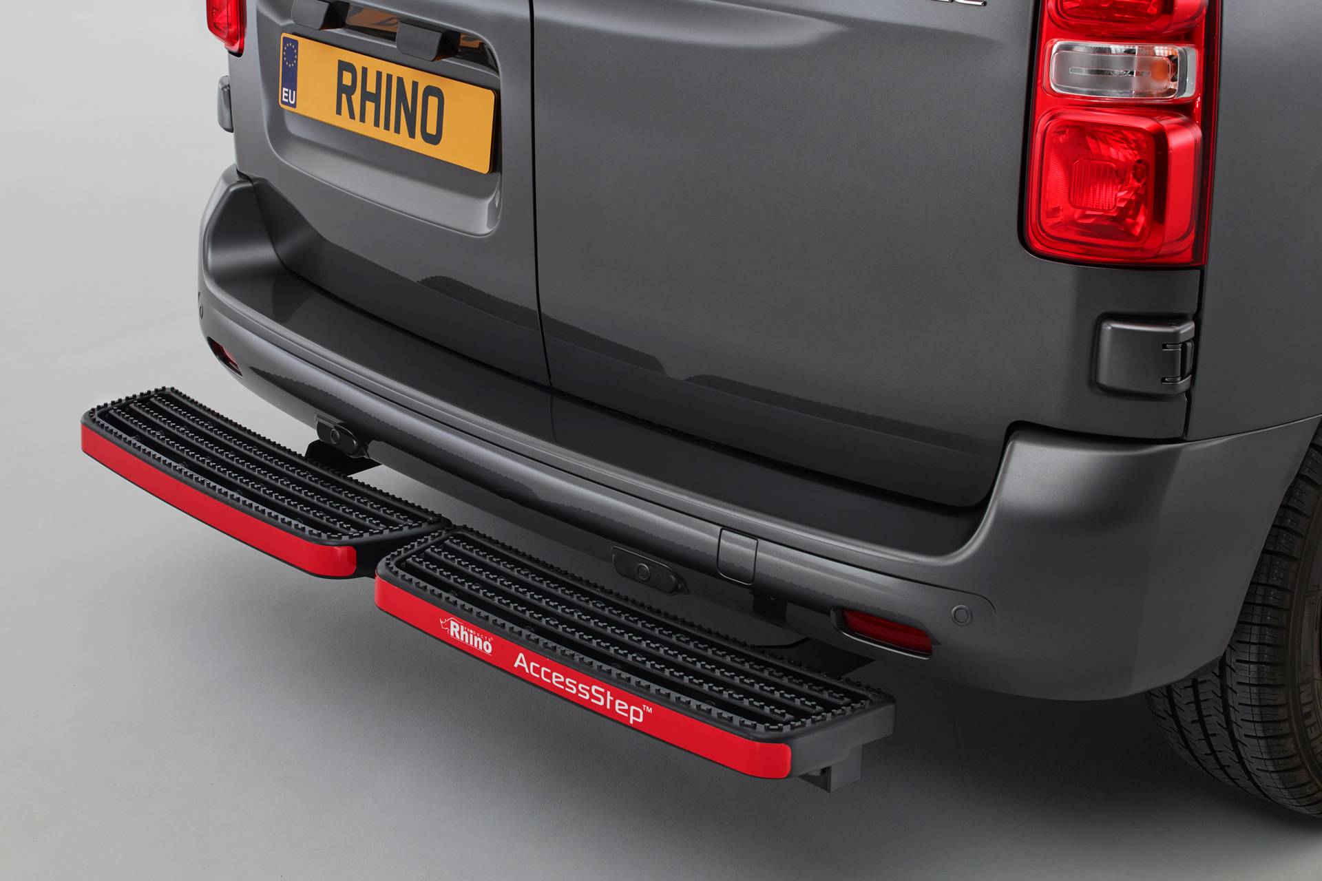 Rhino Achteropstap AccessStep Dubbele Citroen Jumpy 2016-