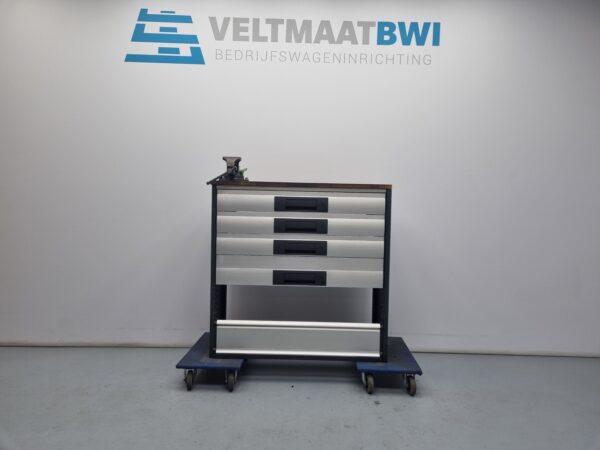 9547-11 Bott