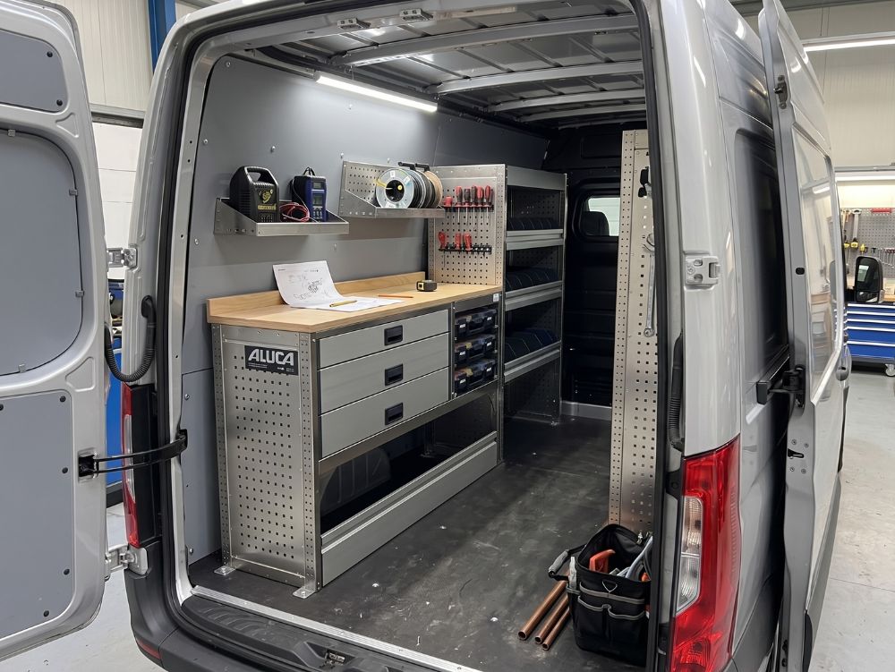 6 redenen waarom een werkbank in je bedrijfswagen onmisbaar is